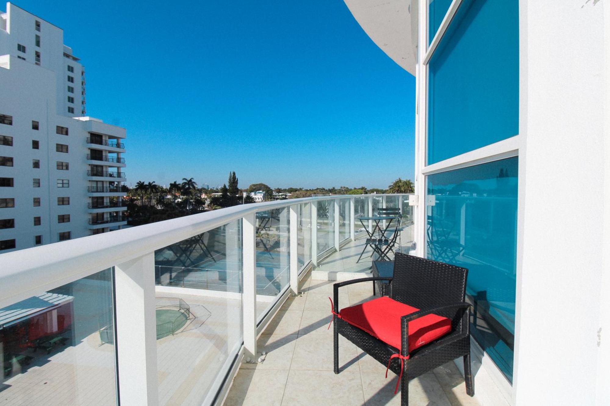 Вілла Castle M16 Oceanview Loft With Beach Access, Pool, Tennis And Free Parking! Маямі-Біч Екстер'єр фото